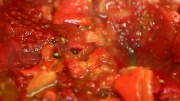 Cocinar Verduras Frescas Primer Plano Tomate Pimienta — Vídeo de stock