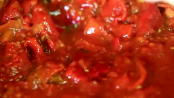 Cocinar Verduras Frescas Primer Plano Tomate Pimienta — Vídeo de stock