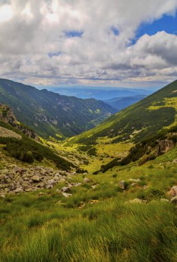 Yüksek dağ güzel manzara