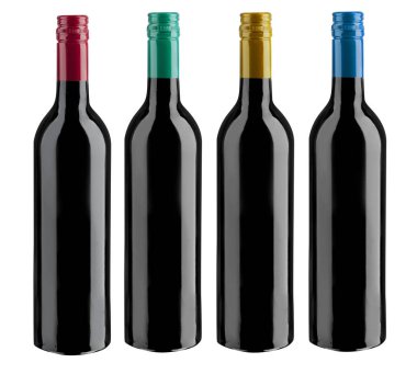 Beyaz arka planda kırmızı şarap şişesi 