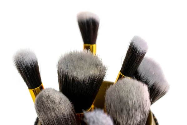 Preparare la polvere di spazzola. Disegno di prodotti cosmetici isolati su bianco b — Foto Stock
