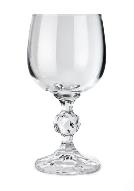 Boş kristal cam şarap veya şampanya izole kırpma yolu ile beyaz arka plan üzerinde.