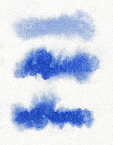 Suluboya. Mavi soyut boyalı mürekkep vuruşları suluboya kağıdı ayarlayın. Mürekkep vuruşlarını. Düz tür fırça darbesi.