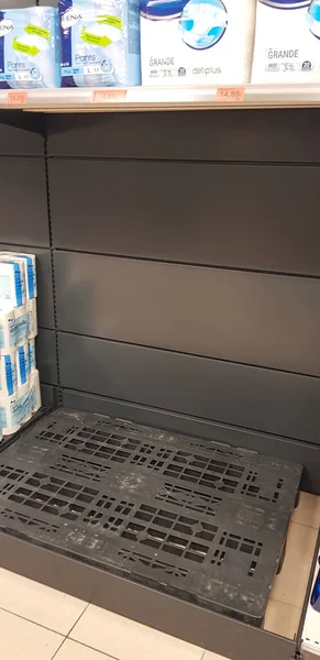 Іспанія Березня 2020 Супермаркеті Немає Туалетного Паперу Карантинна Паніка Коронавірусу — стокове фото