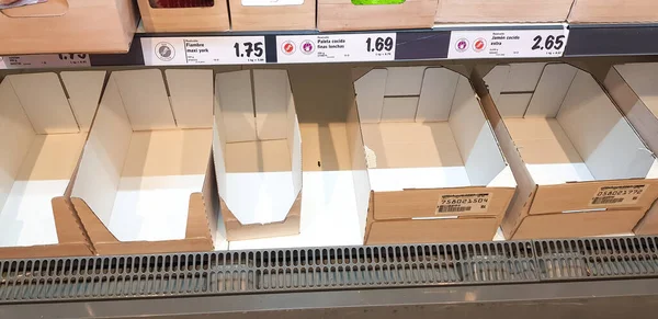 Granada España Marzo 2020 Hay Carne Fría Supermercado Pánico Cuarentenario —  Fotos de Stock