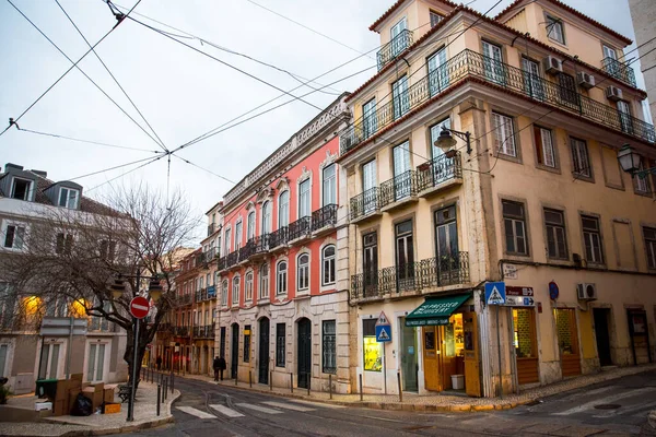 2017年2月27日 リスボンの街並み 旧市街の夜景 Alfama Portugal — ストック写真