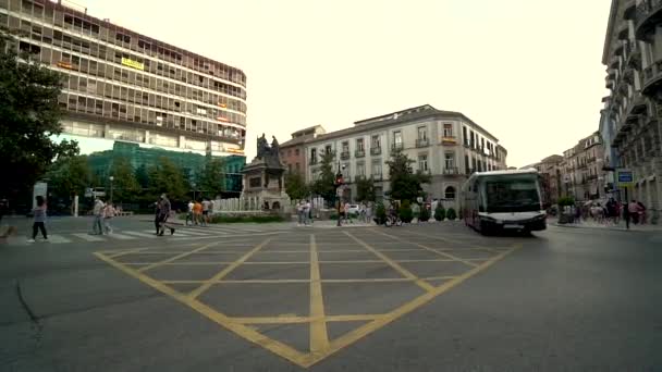 Maio 2020 Granada Espanha Pessoas Máscaras Médicas Após Quarentena Espanha — Vídeo de Stock
