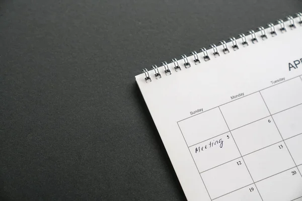 Calendrier Blanc Propre Sur Fond Noir Avec Espace Copie Des — Photo