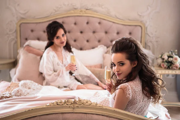 Two Beautiful Twins Young Women Lacy Sleepwear Bride Braidsmaid Together — Stock Photo, Image