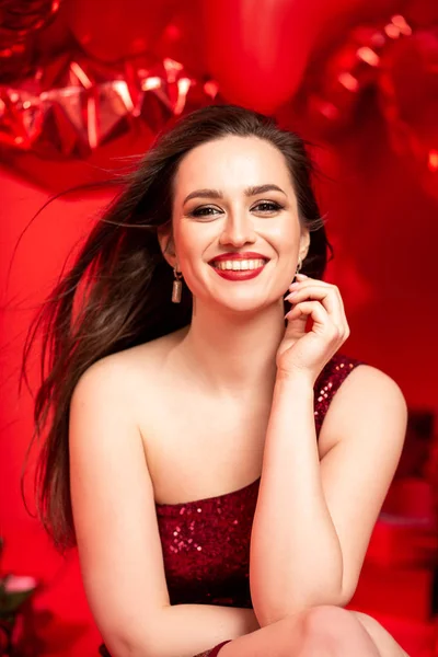 Beautiful Young Woman Red Evening Dress Posing Red Background Big — ストック写真