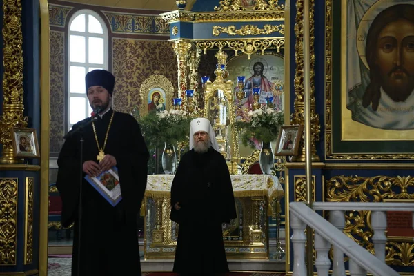 Egyházi Miniszterek Szent Nagyboldogasszony Katedrálisban 2019 Január Astanában Kazahsztánban — Stock Fotó