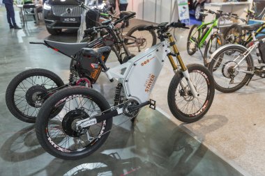 İlk uluslararası ticari gösteri elektrikli araçlar eklentisi Ukrayna Kiev