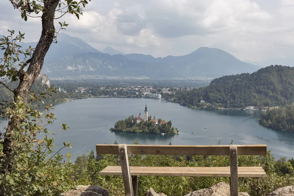 Jezero Bled pohled shora ve Slovinsku — Stock fotografie