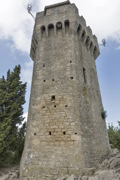 Torre Montale en San Marino . —  Fotos de Stock