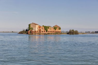 Madonna del Monte Island'da Venedik Lagünü, İtalya.