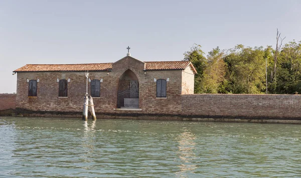 San Giacomo in Paludo island in Venice lagoon, Italy. — Stock Photo, Image