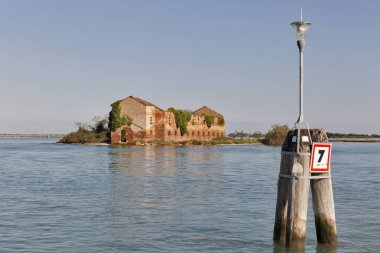 Madonna del Monte Island'da Venedik Lagünü, İtalya.