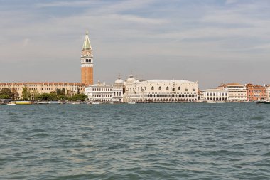 Venedik cityscape, görünümü fron lagün. İtalya.
