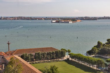 Venedik Lagünü, Lido ve San Servolo Islands, İtalya üzerinden görüntülemek