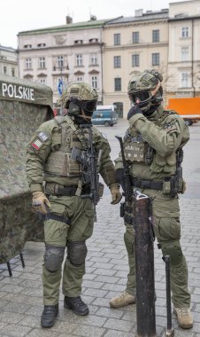 Güvenli Polonya Nato karşılama merasimi, Krakow, Polonya.