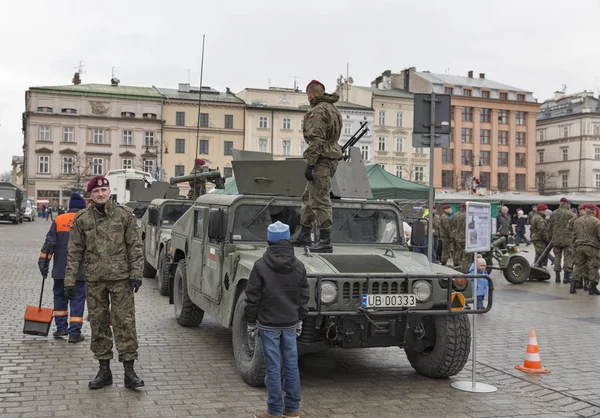 Polonia Ceremonia de bienvenida de la OTAN en Cracovia, Polonia . — Foto de Stock