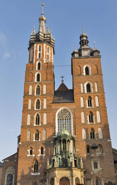 St. Mary Gotik kilise cephe, Krakow, Polonya — Stok fotoğraf