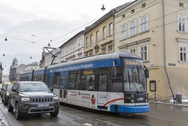 Sokak trafik, Krakow, Polonya.