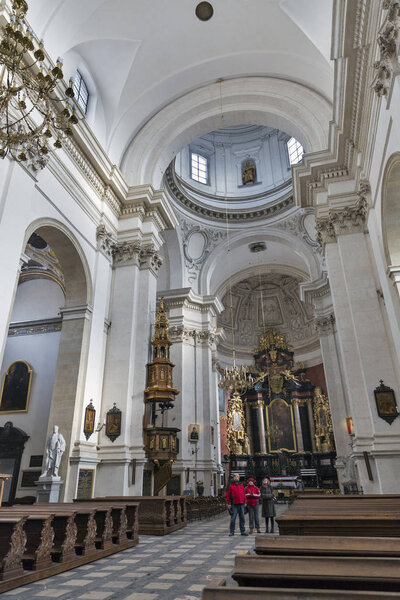 Интерьер церкви Святых Петра и Павла в Кракове, Польша
.