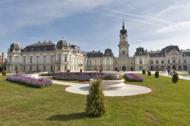 İnsanlar Keszthely, Macaristan Festetics Sarayı ziyaret.