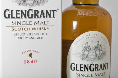 Glen Grant Speyside Tek Malt Scotch Whisky şişe portre