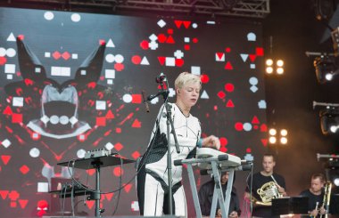 Onuka elektro grup Atlas hafta sonu Festivali'nde gerçekleştirir. Kiev, Ukrayna.