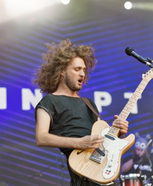 Sinoptik rock grubu Atlas hafta sonu gerçekleştirir. Kiev, Ukrayna.