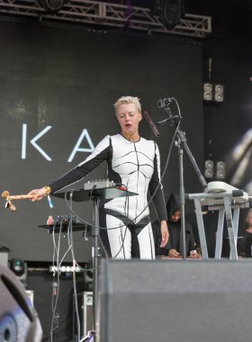 Onuka elektro grup Atlas hafta sonu Festivali'nde gerçekleştirir. Kiev, Ukrayna.