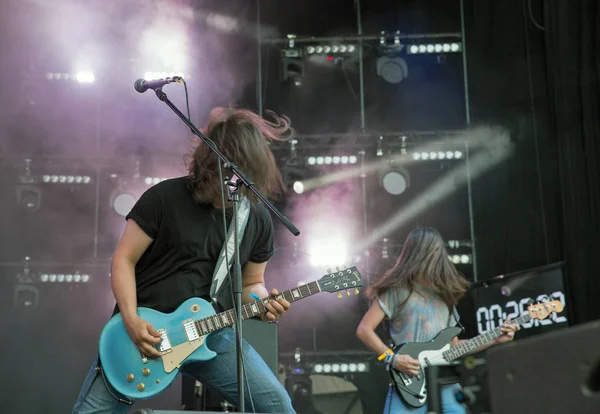 Rock grubu Atlas hafta sonu gerçekleştirir İsa uçmuş. Kiev, Ukrayna.