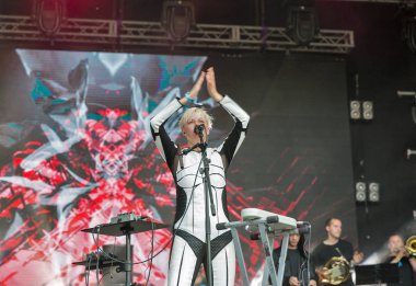 Onuka elektro grup Atlas hafta sonu Festivali'nde gerçekleştirir. Kiev, Ukrayna.