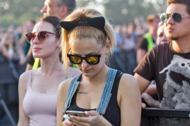 Hayranları Atlas hafta sonu Müzik Festivali Kiev, Ukrayna.