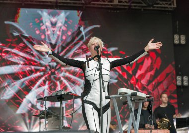 Onuka elektro grup Atlas hafta sonu Festivali'nde gerçekleştirir. Kiev, Ukrayna.