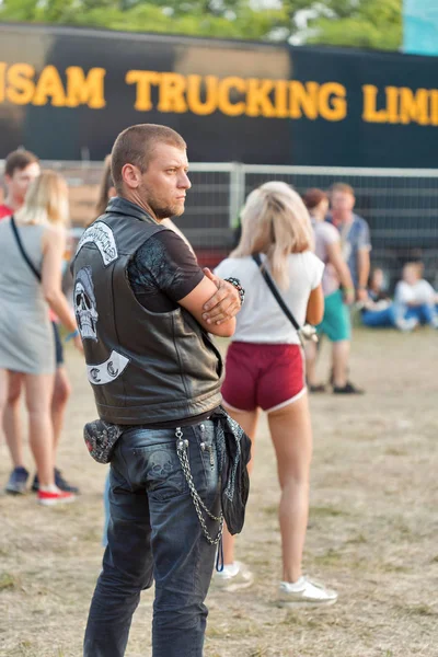 Hayranları Atlas hafta sonu Müzik Festivali Kiev, Ukrayna.