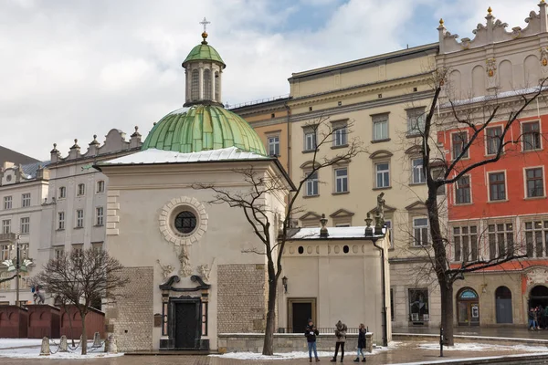 教会的圣沃伊切赫在波兰克拉科夫老城. — 图库照片