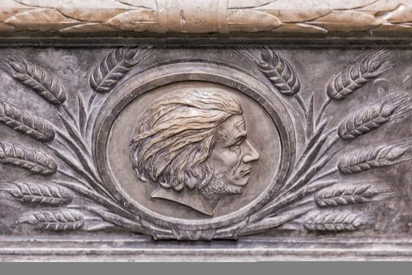 Adam Mickiewicz tomb in Wawel Cathedral. Krakow, Poland. — Stock Photo, Image