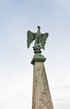 Yahudi bölgesinde kayada kilise. Krakow, Polonya.