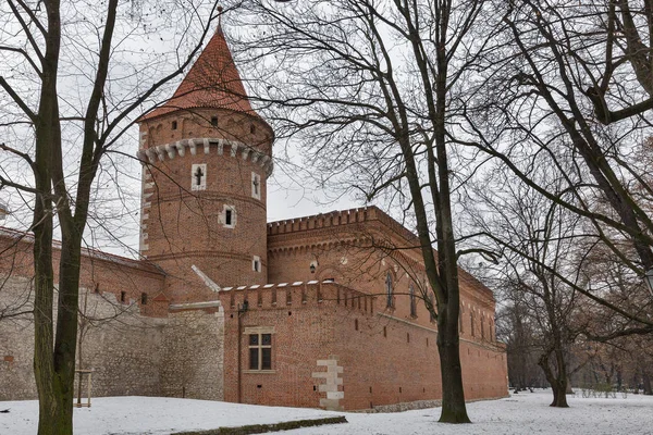Mittelalterlicher Stadtmauerturm in Krakau, Polen. — Stockfoto