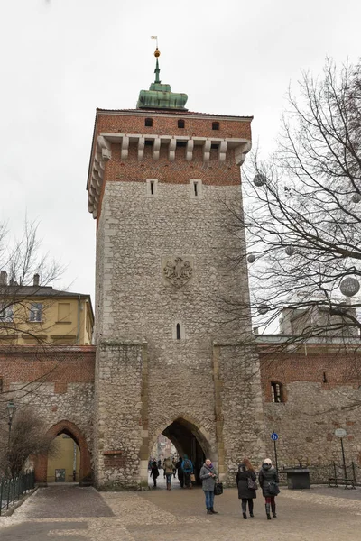 Ворота Святого Флориана в Кракове, Польша . — стоковое фото