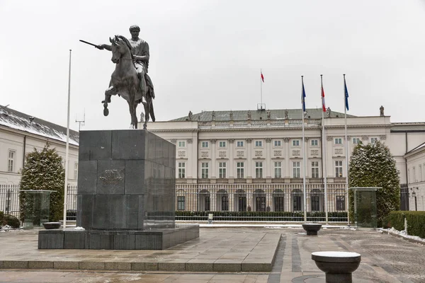 Statue équestre Prince Jozef Poniatowski à Varsovie, Pologne . — Photo