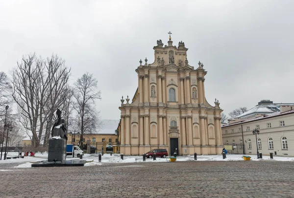 Zimowe rokokowy Kościół Wizytek w Warszawie w Warszawie. — Zdjęcie stockowe