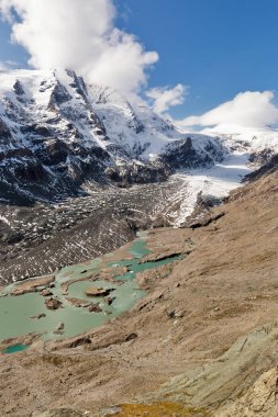 Kaiser Franz Josef glacier. Grossglockner, Austrian Alps.