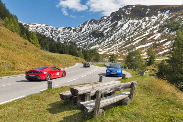 Grossglockner Hochalpenstraße w austriackich Alpach. — Zdjęcie stockowe