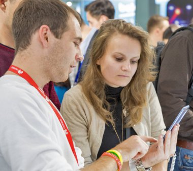 Huawei booth sırasında Cee 2017 Kiev, Ukrayna