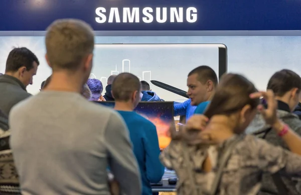 Samsung booth during CEE 2017 in Kiev, Ukraine — Stock Photo, Image