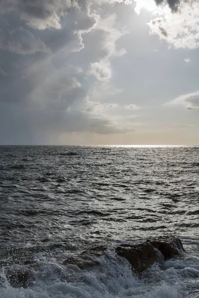 Paisaje marino dramático tormentoso en Istria, Croacia . —  Fotos de Stock